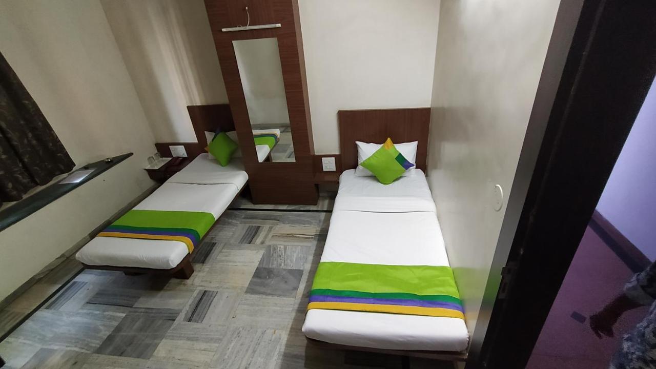 City Palace Hotel होटल सिटी पैलेस Nashik Εξωτερικό φωτογραφία