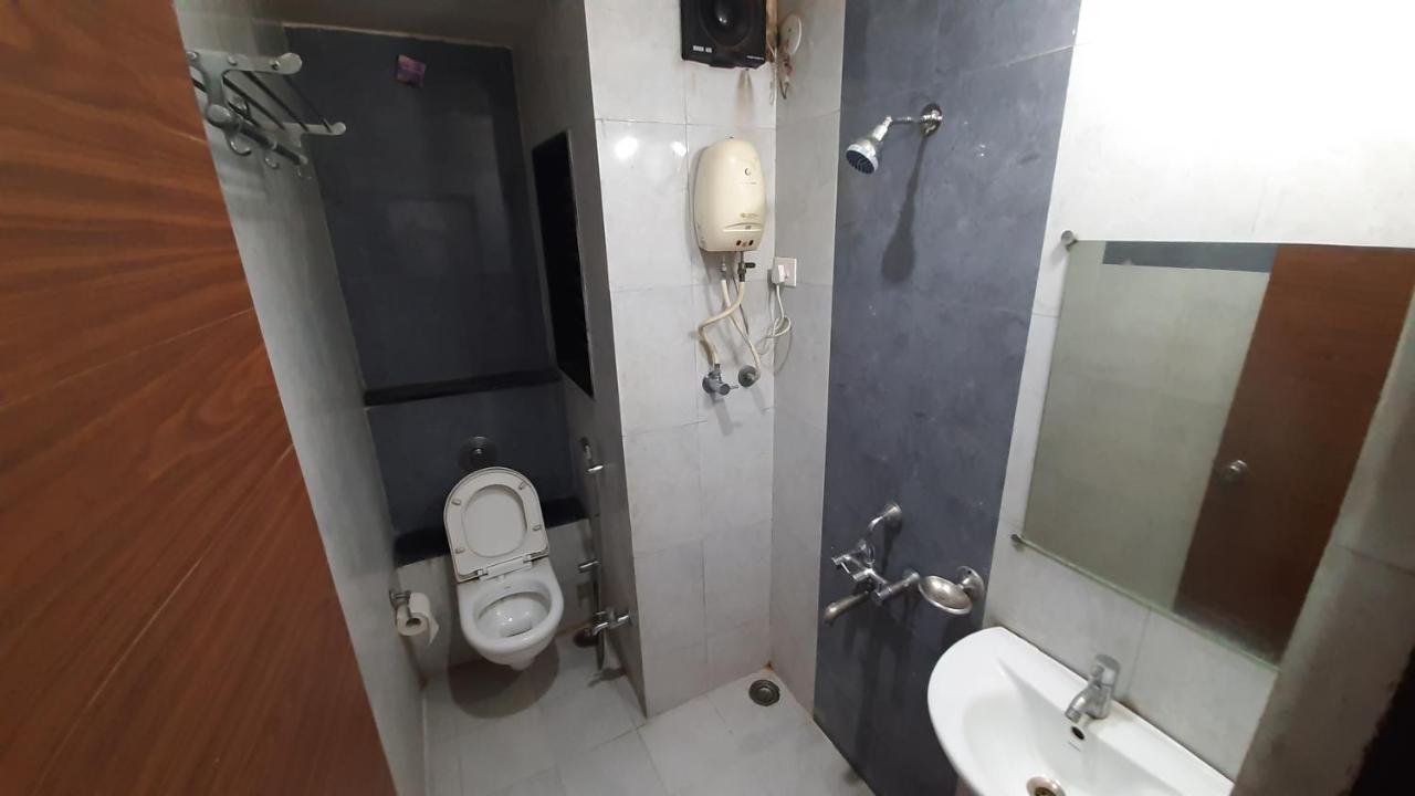 City Palace Hotel होटल सिटी पैलेस Nashik Εξωτερικό φωτογραφία